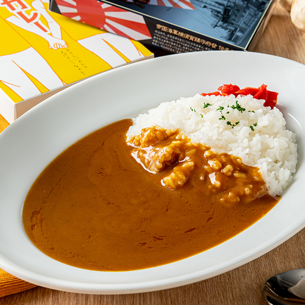 キノコの4種チーズソースピザ